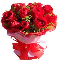 9 adet kirmizi güllerden kipkirmizi buket  Eskişehir çiçek online çiçek siparişi 