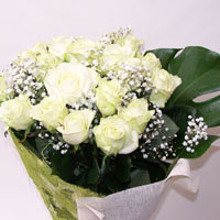  Eskişehir uluslararası çiçek gönderme  11 adet sade beyaz gül buketi