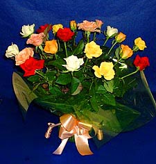 Eskişehir uluslararası çiçek gönderme  13 adet karisik renkli güller