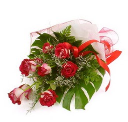 Çiçek gönder 9 adet kirmizi gül buketi  Eskişehir çiçek mağazası , çiçekçi adresleri 