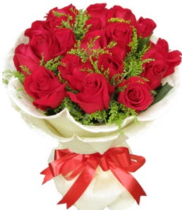 19 adet kırmızı gülden buket tanzimi  Eskişehir çiçek gönderme 